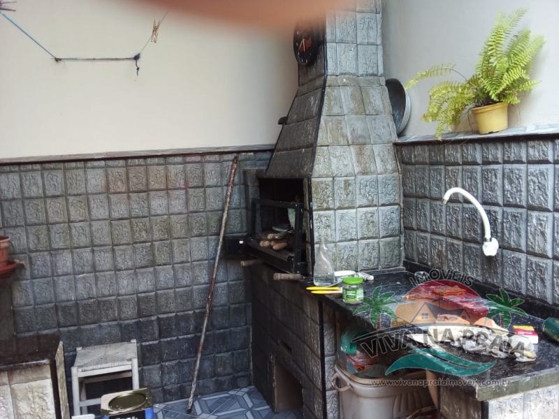 Casa No Jardim Regina em ItanhaÃ©m