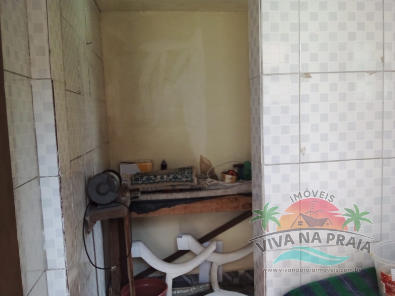 Casa No Jardim Regina em ItanhaÃ©m