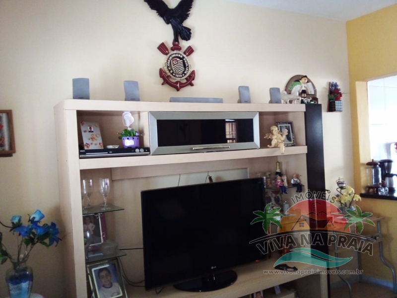 Casa No Jardim Regina em ItanhaÃ©m